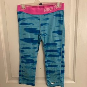 Girls Nike Pro Leggings